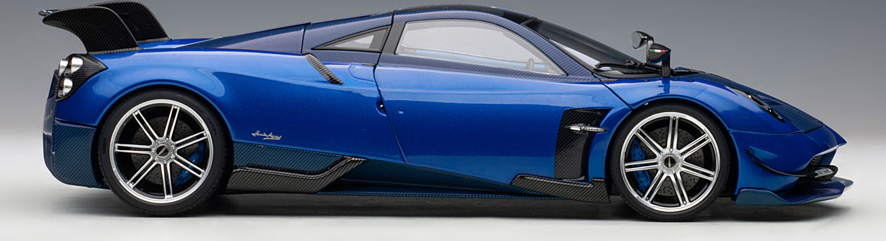 Pagany Huayra - blau
