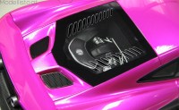 McLaren 675 LT flash-pink fiber pack