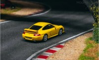 T64G-069-YL Tarmac Works Porsche 911 GT3 (996), gelb